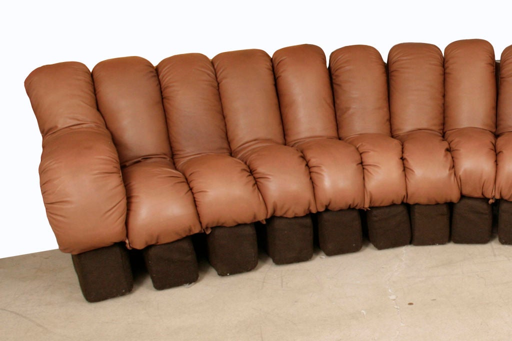 Beautiful and versatile De Sede DS-600 sofa designed by  Ueli Berger, Elenora Peduzzi-Riva, Heinz Ulrich, Klaus Vogt circa early 1970's. This example has 16 sections that have been expertly reupholstered in a supple rich grained milk chocolate brown