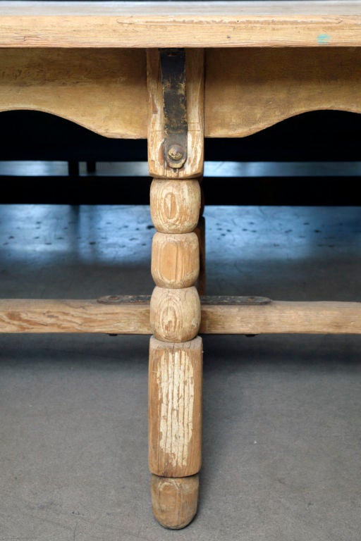 15 Fuß Monterey Esstisch