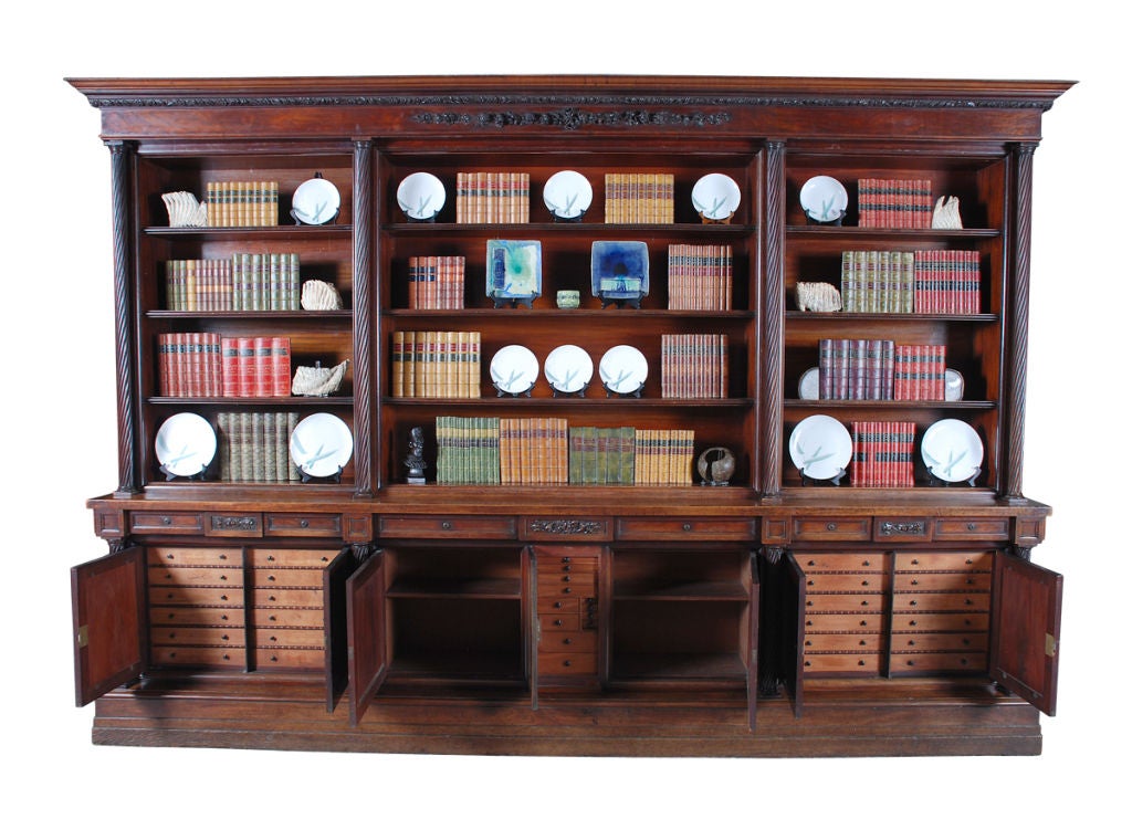 Carved Mahogany Bookcase with Twist-Reeded Columns 1