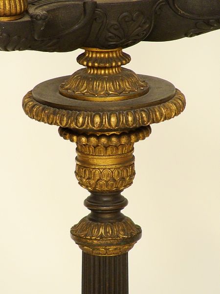 Francese Coppia di lampade Impero in bronzo e bronzo dorato in vendita