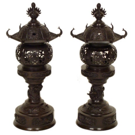 Pair of bronze Chinese lantern lamps