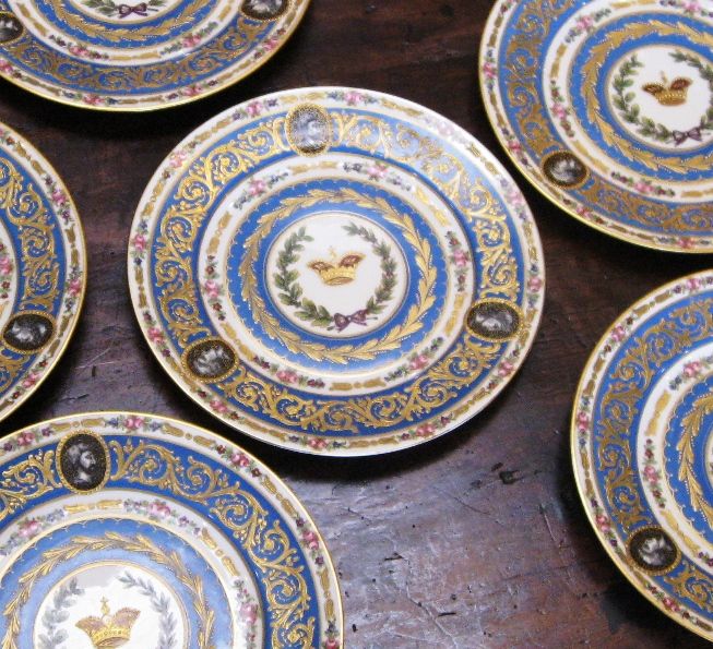 Set of 6 Paris Porcelain 18th Century Plates by Vincent Dubois