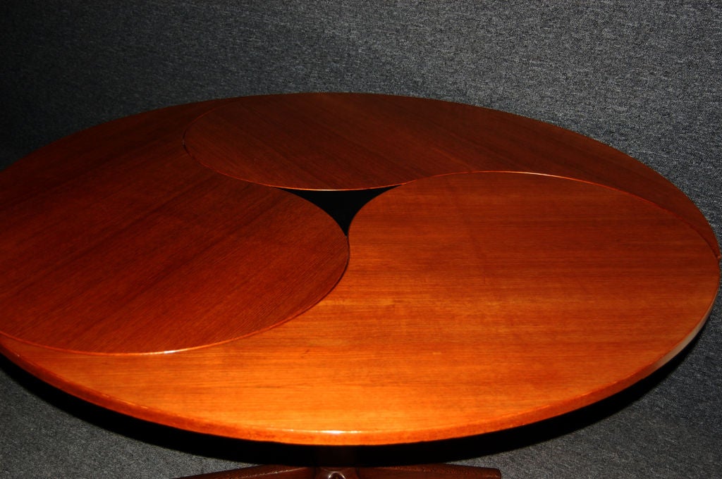 Danish Mid-Century Modern Yin-Yang Teak Round Oval Dining Table 3