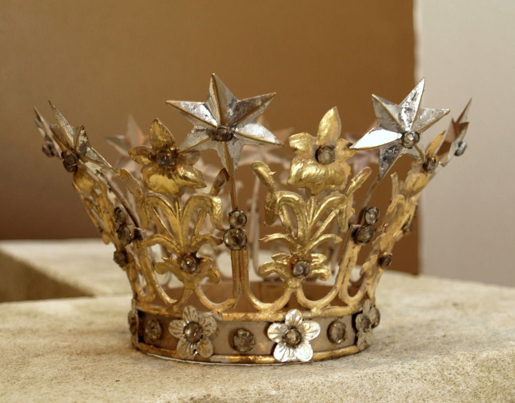 Antique Crown ..."to be worn on Important Occasions Only"
