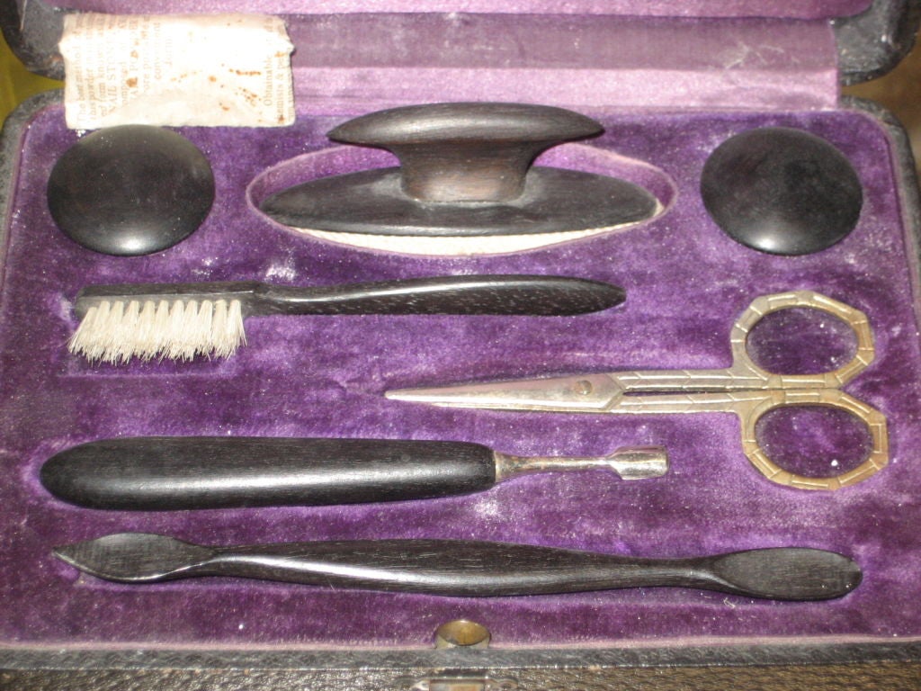 French 1950s Small Beauty Kit For Sale