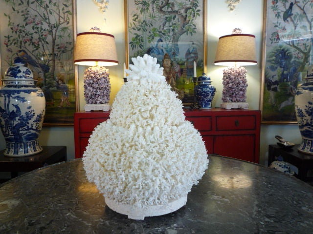 A Lace Coral Lidded Containe