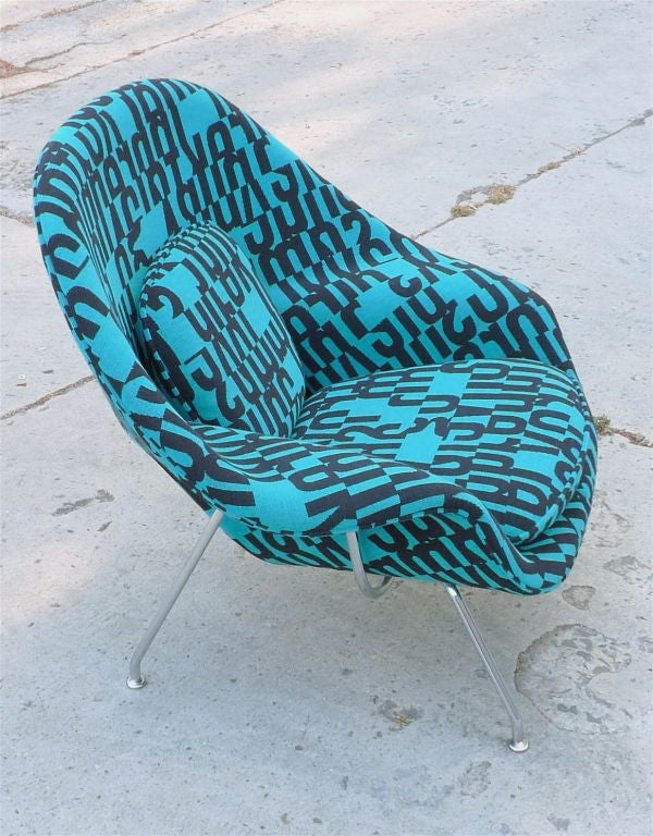 Eero Saarinen Womb Chair 6