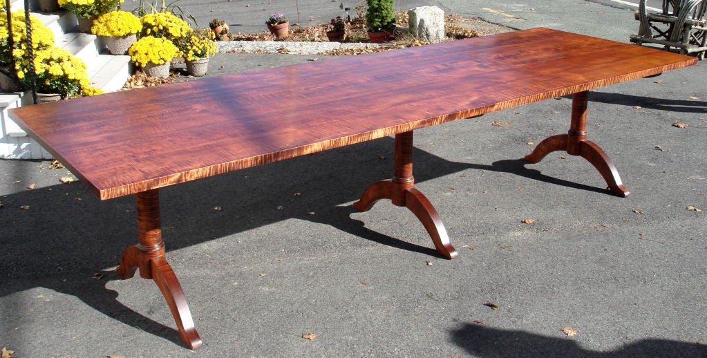Shaker Style Solid Tiger Maple Dining Table In Excellent Condition In Essex, MA