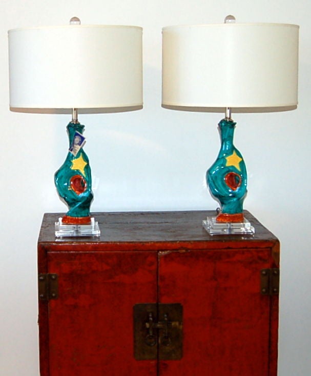 Lucite Matched Pair of Abstract Ceramic Lamps by Deruta For Sale