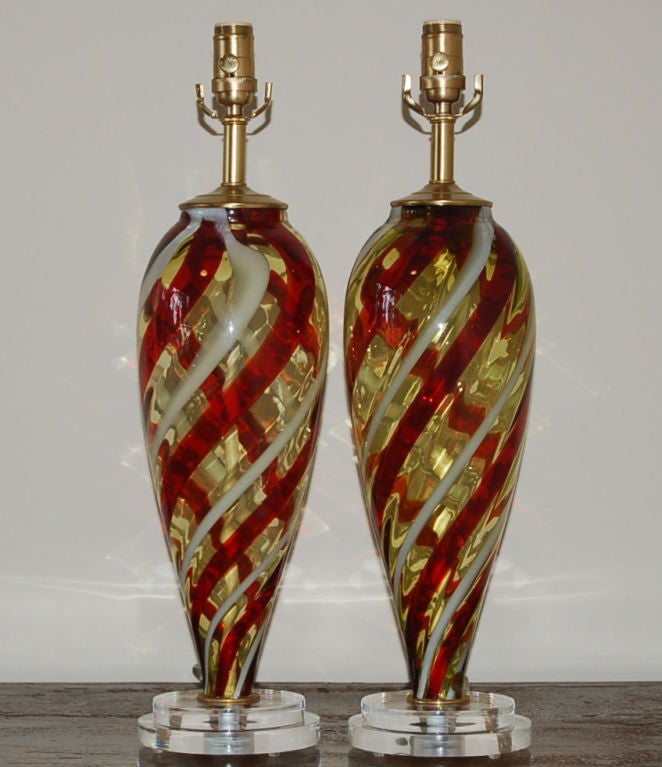 Italian Pair of Butterscotch Vintage Murano Lamps with Stripes For Sale