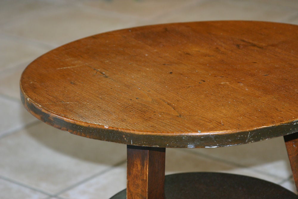 Lovely Oak Cricket Table with round lower shelf and painted base