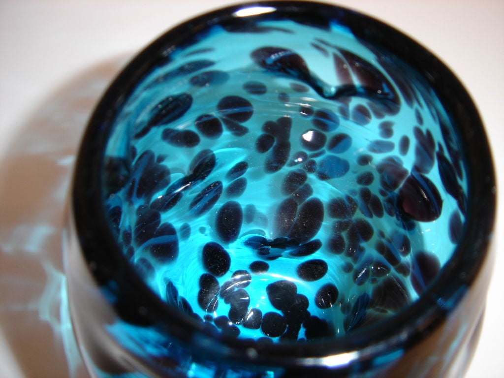 Murano Glass Vase in Dark Blue and Black For Sale 2