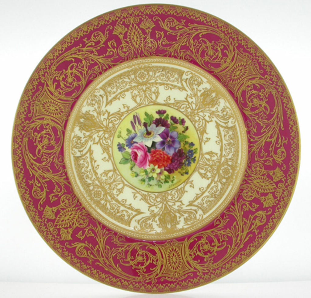 12 Royal Worcester Porcelain Floral Service Plates In Excellent Condition In Montreal, QC