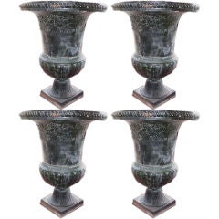 Four Medicis Garden Urns