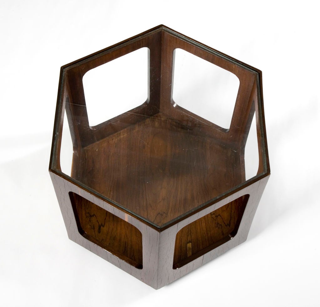 Hexagonal table in jacaranda with glass top by Jorge Zalszupin