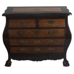 Colonial commode