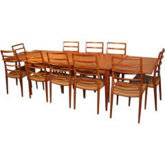 Large J.L. Ensemble de salle à manger danois en teck Moller avec dix chaises