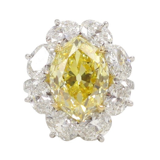 Fancy Vivid Marquise Yellow Diamond Ring For Sale