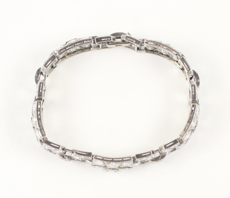 platinum flexible bracelet set with 130 round diamonds 15.00 carats