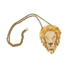 Versace lion necklace Clearance