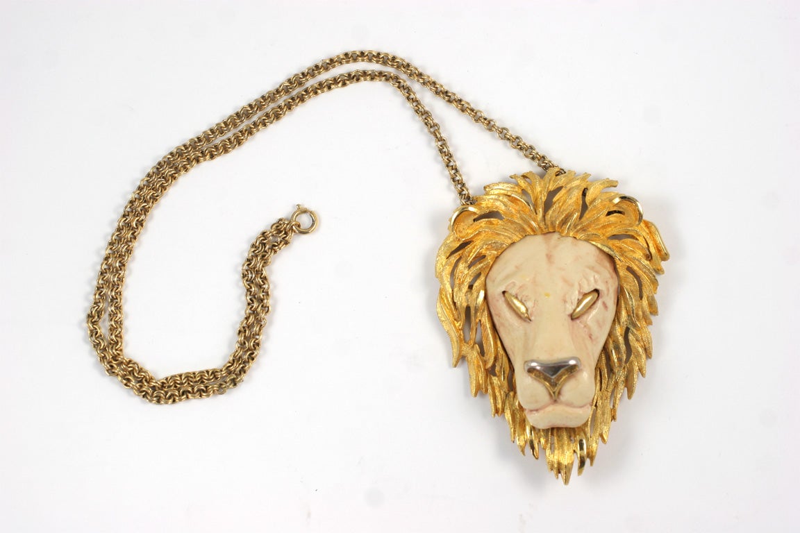 Razza Lion Pendant Necklace, Costume Jewelry 1