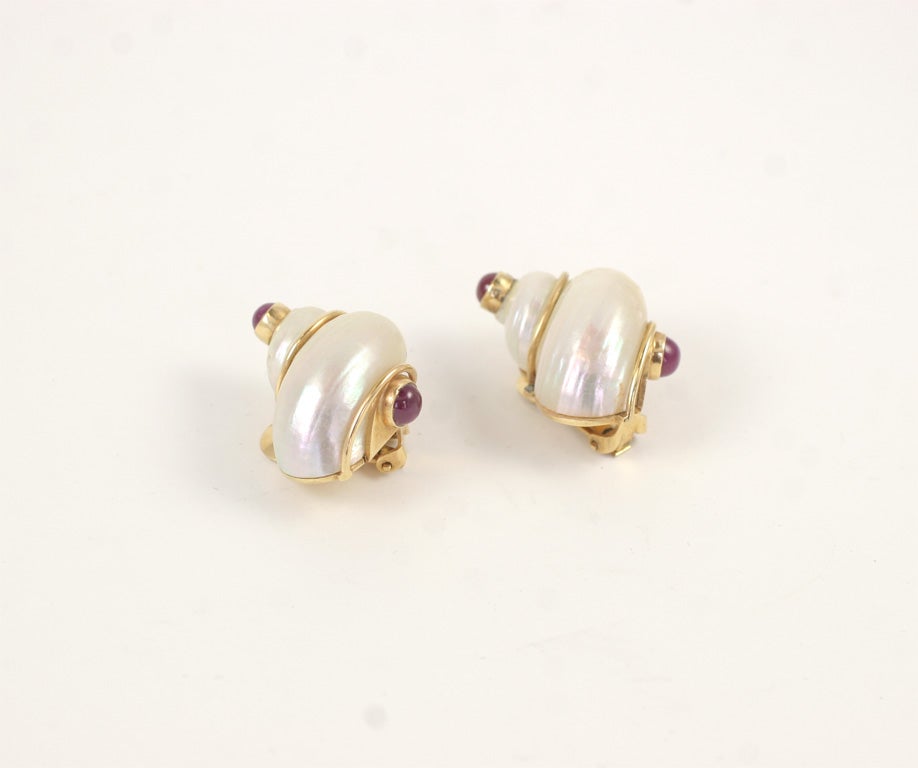 14k and cabochon ruby shell earrings