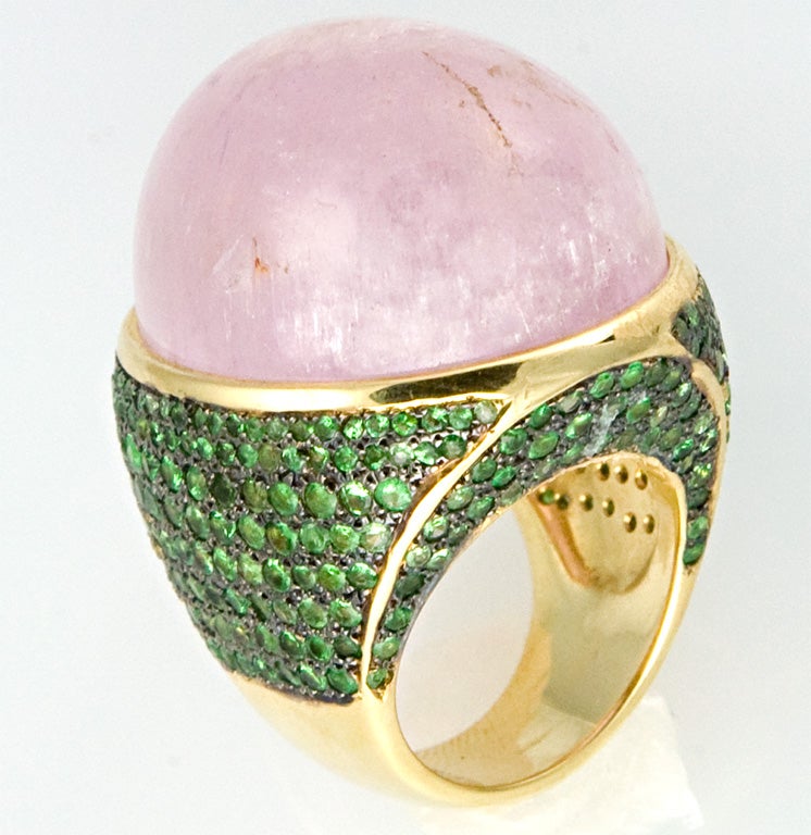 Kunzite and Blue Tsavorite in Gold ring by Tony Duquette For Sale 3