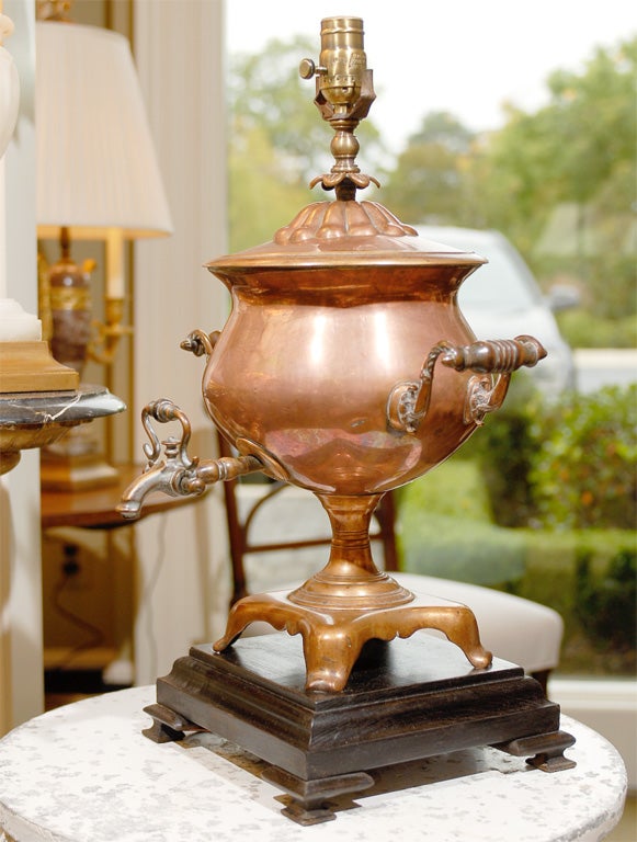 Handsome Copper Samovar Adapted as Lamp 3