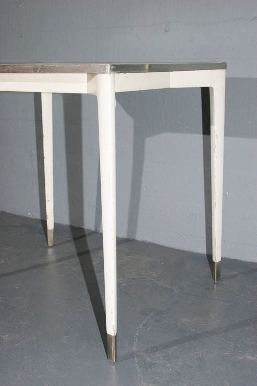 Mid-20th Century A dining table by Gio Ponti for Cassina from the Bijenkorf