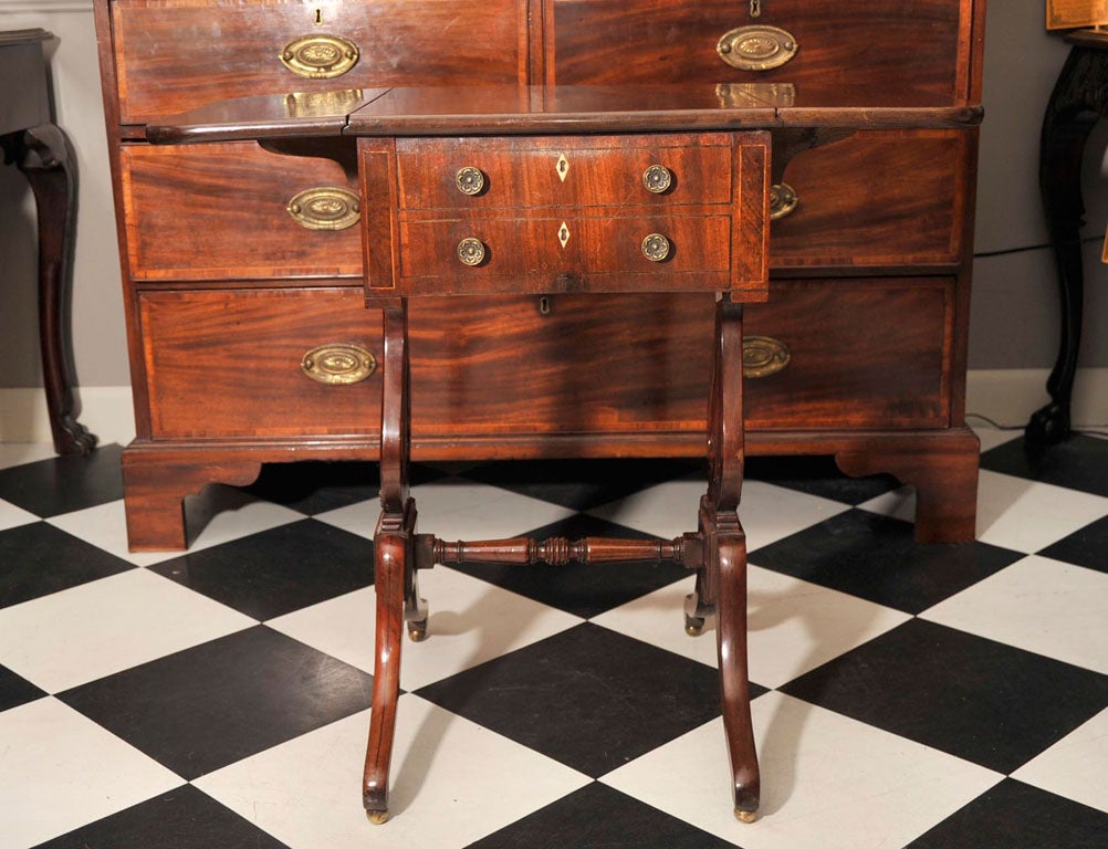 19th Century Mahogany Work Table with Drop Leaves For Sale 1