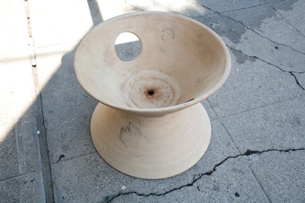 Archtectural Pottery planter double cone AP Lagardo Tackett 3