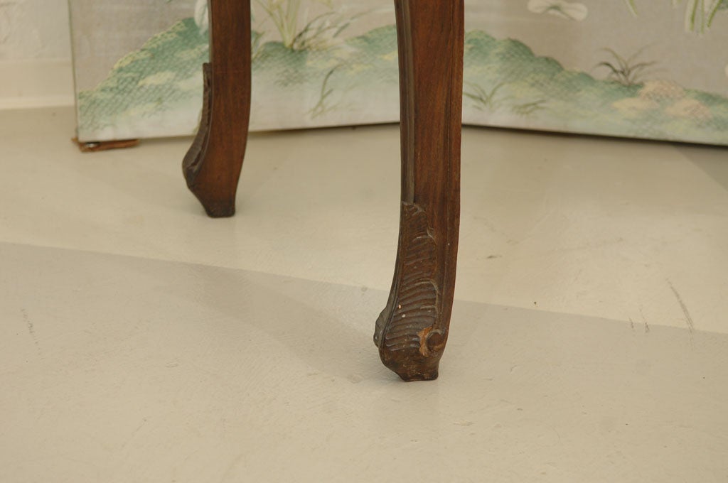 Italienischer Konsolentisch mit Marmorplatte im Rokoko-Stil (Holz) im Angebot
