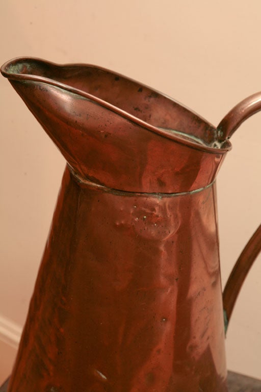 English copper pitcher In Excellent Condition In Sheffield, MA