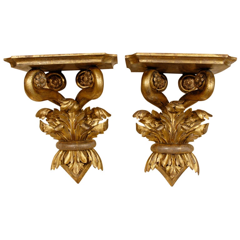 PAIR OF 18thC ITALIAN GILTWOOD BRACKETS
