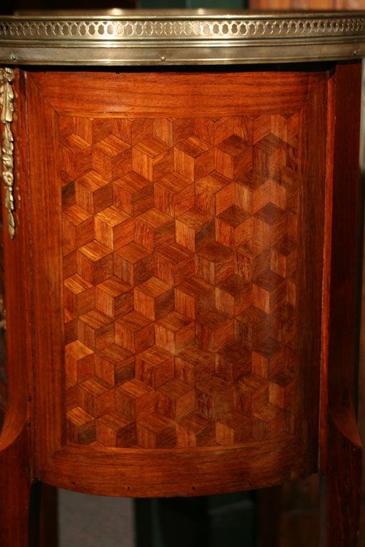 LXVI Style Marquetry Kidney Table For Sale 3