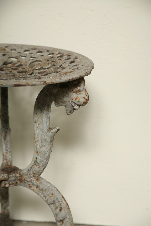 Suite of Grey Painted Cast Iron Table and Four Tabourets In Good Condition For Sale In Washington, DC