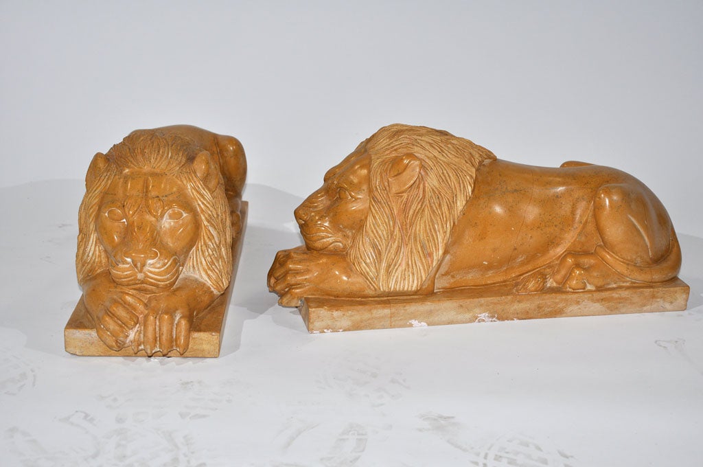 Pair of Indian Jaisalmer Stone Lions In Excellent Condition For Sale In Los Angeles, CA