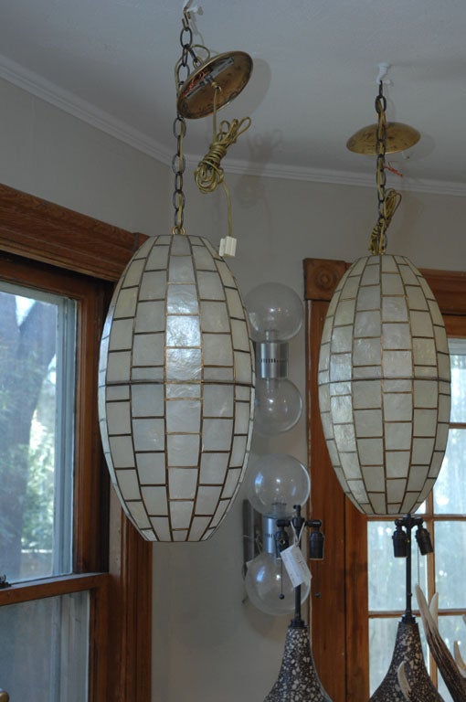 Oblong ovoid capiz shell pendent ceiling fixture In Excellent Condition In Bridgehampton, NY