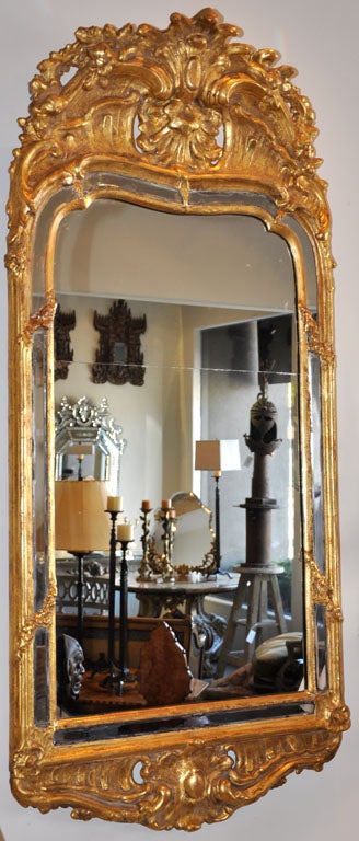 19th Century Swedish Rococo Giltwood Mirror For Sale 3