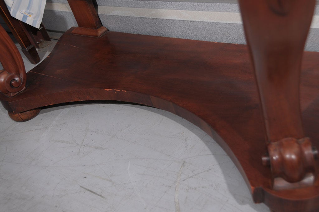 Serpentine Console of Mahogany with Marble Top from Italy For Sale 1