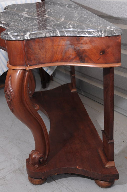 Serpentine Console of Mahogany with Marble Top from Italy For Sale 2