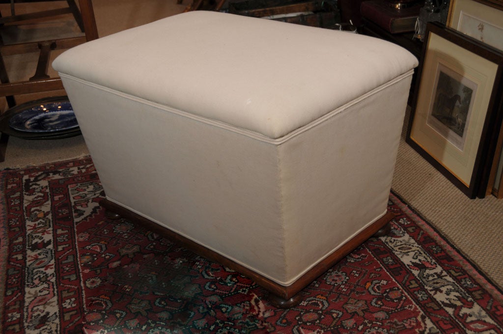 English Pouffe Ottoman with Hinged Lid on Bun Feet