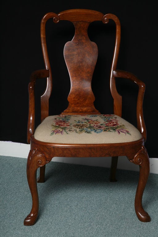 British A Set of 8 English Queen Anne Dining Chairs. For Sale