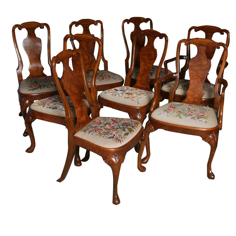 A Set of 8 English Queen Anne Dining Chairs. For Sale