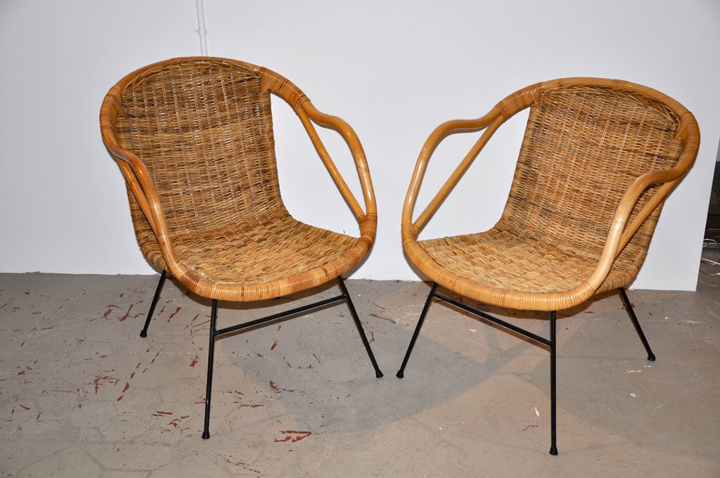 Mid-20th Century Pair of Vintage Hong Kong Rattan Ware Side Armchairs