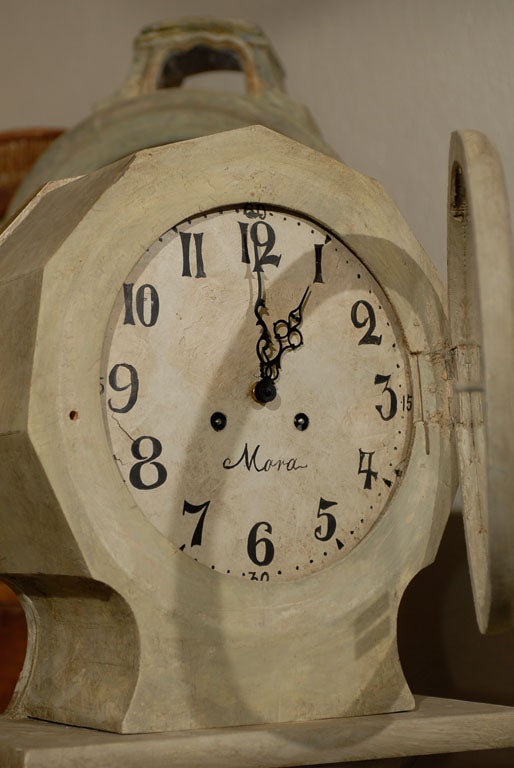 19th Century Swedish Tall Column Shaped Clock For Sale 1