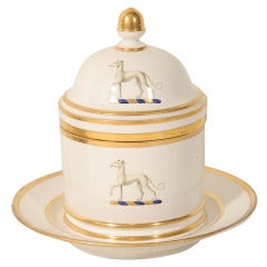 A Flight & Barr Worcester Porcelain Honey Pot and Cover
