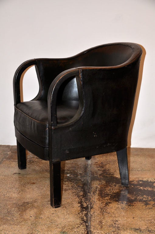 20th Century Pair of Rounded Leather Side Chairs