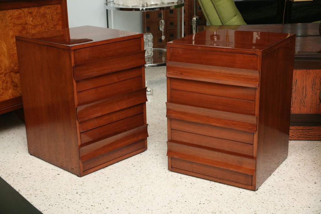3 drawers with 