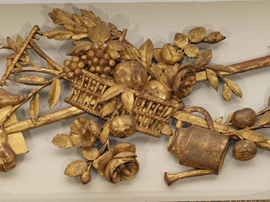 EXCEPTIONAL GILT WOOD CARVING For Sale at 1stDibs